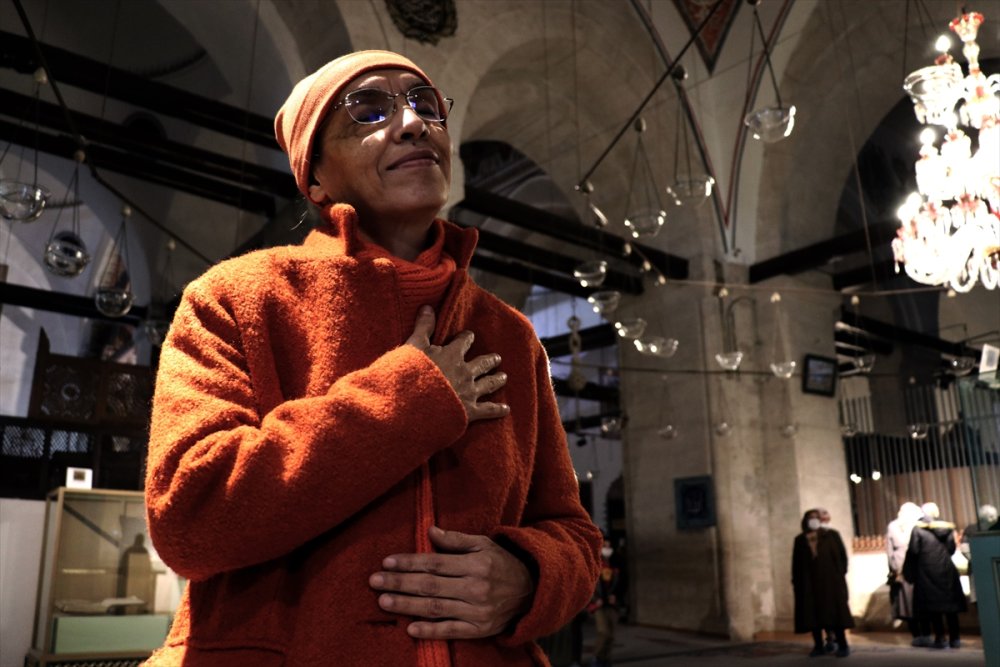 Mevlana'nın "Gel" Çağrısıyla Arjantin'den Konya'ya Yerleşti