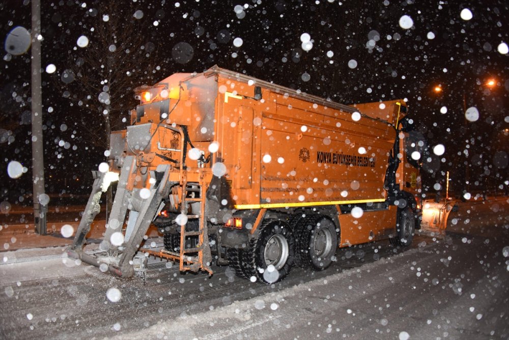 Konya Büyükşehir'de Kar Mesaisi Hazırlığı