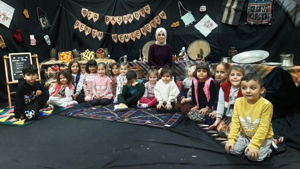 Eskil İlçesinde Yerli Malı Haftası Etkinliği Düzenledi