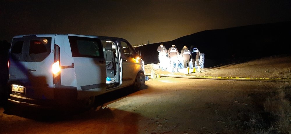 Konya'da Erkek Cesedi Bulundu