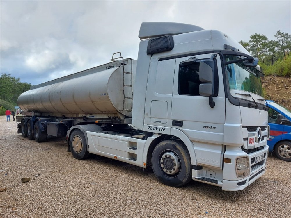 Antalya'da Kayıp Olarak Aranan Tır Şoförünün Cesedi Bulundu