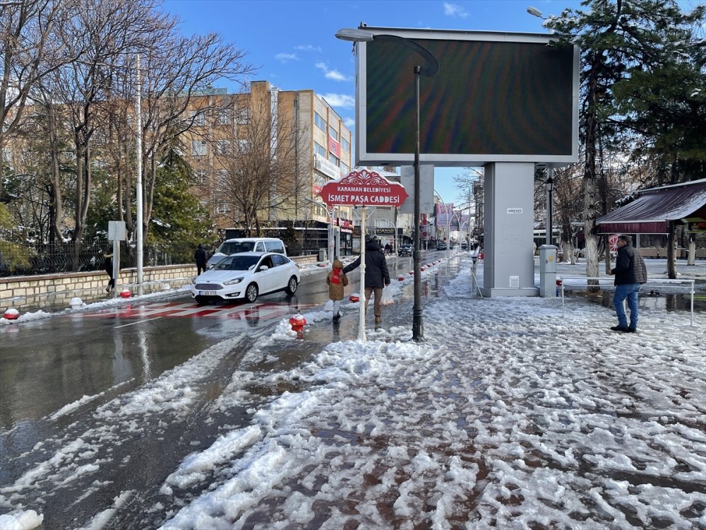 Karaman'da Kar ve Yağmur Yağışlı Bir Gün