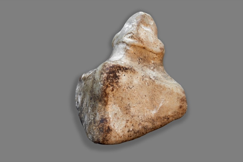 Çatalhöyük'te 8 Bin 500 Yıllık Mermer Heykelcik Bulundu
