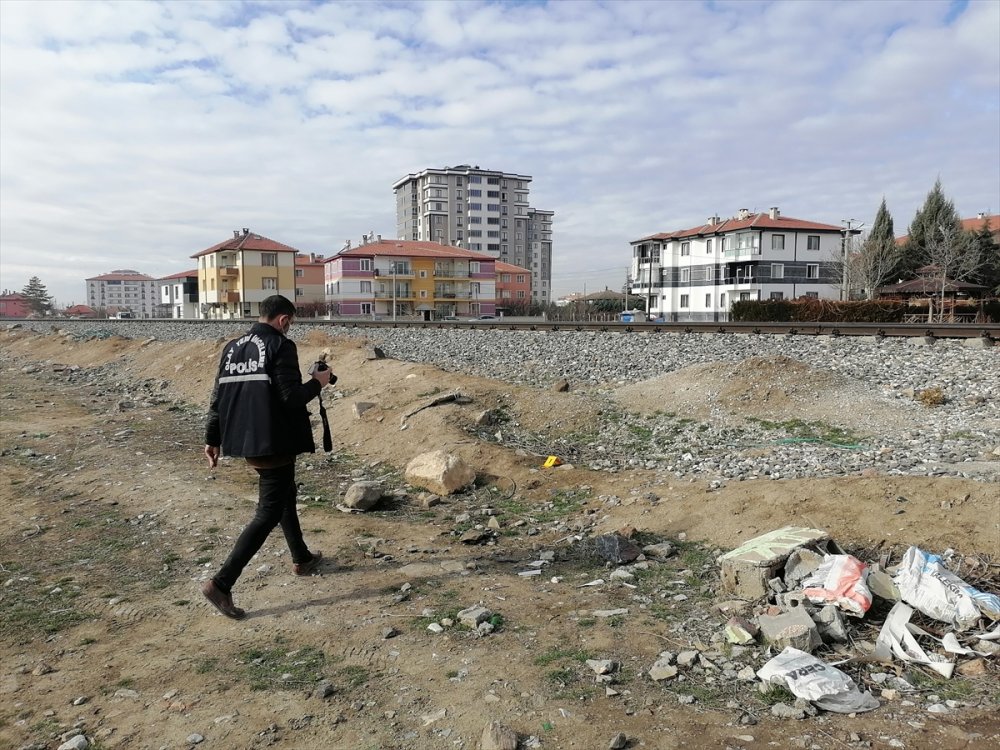 Ereğli'de Hemzemin Geçitte Tren Yayaya Çarptı