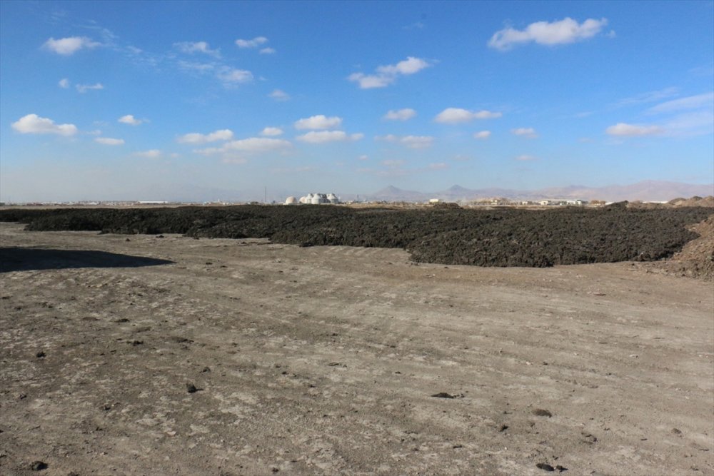 Konya'da Arıtma Tesisi Atığından Tarıma Destek