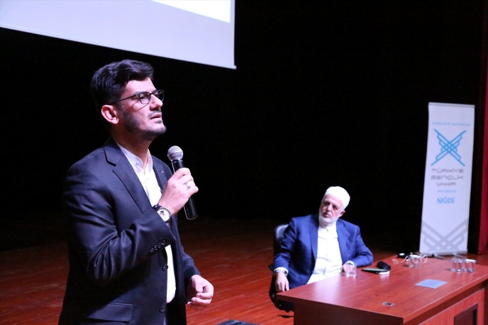 Niğde'de "Yunus Emre Ve Tasavvuf" Etkinliği