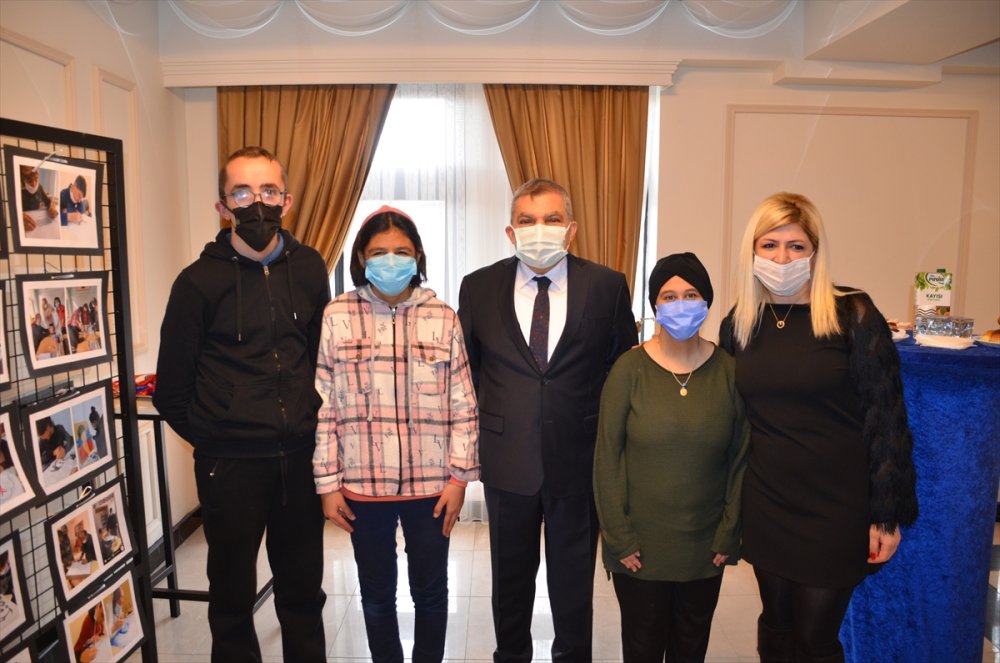 Özel Öğrencilerin "Yunus Emre" İçin Özel Sergisi