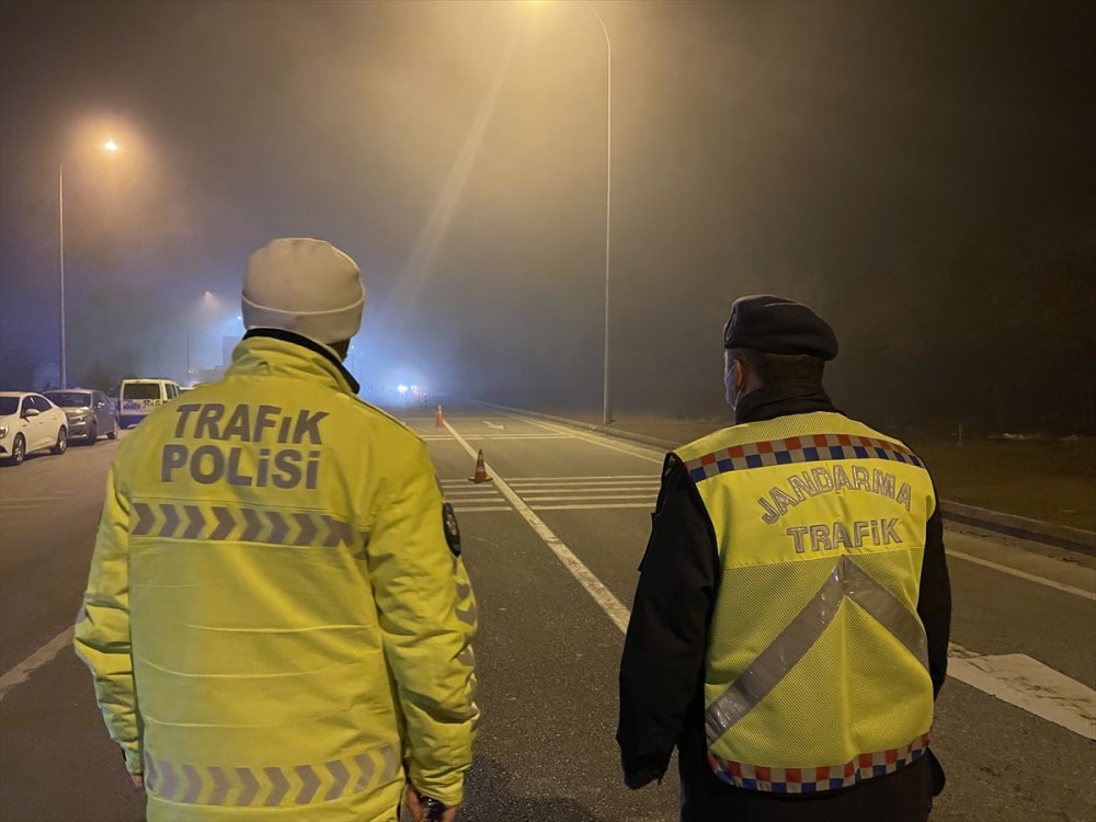 Konya Ve Karaman'da Emniyetin Yılbaşı Denetimleri