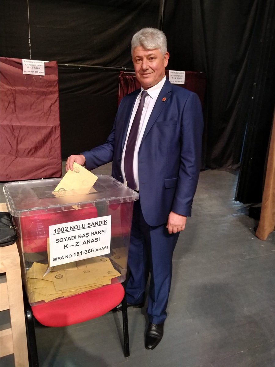 Karaman'da Adem Ülküsever Görevine Devam Edecek