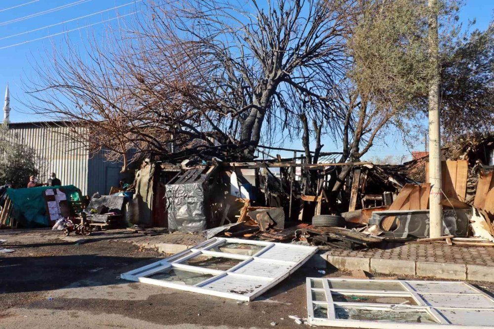 Yeni Çektiği Maaşı İçin Canını Hiçe Saydı