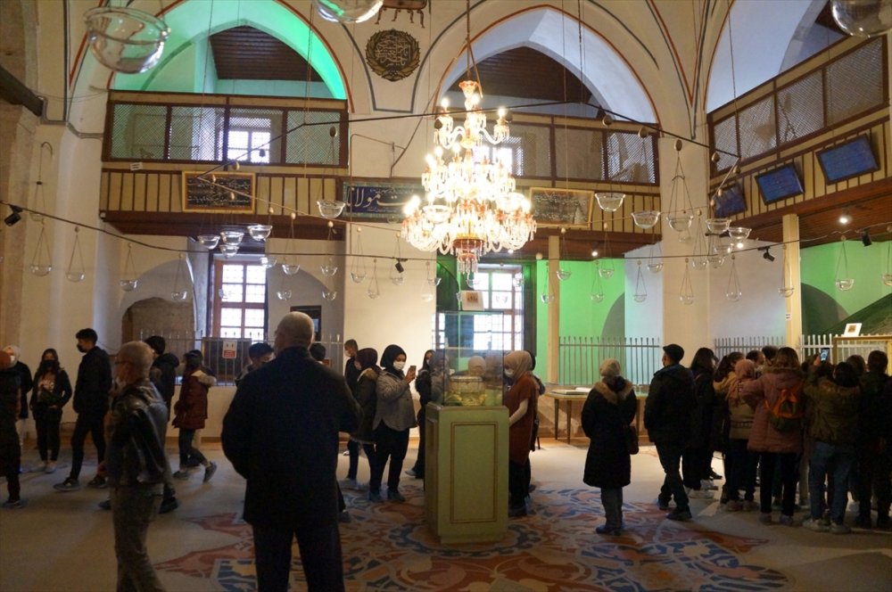 Aksaray’da Dereceye Giren 60 Öğrenciye Konya Turu Hediyesi