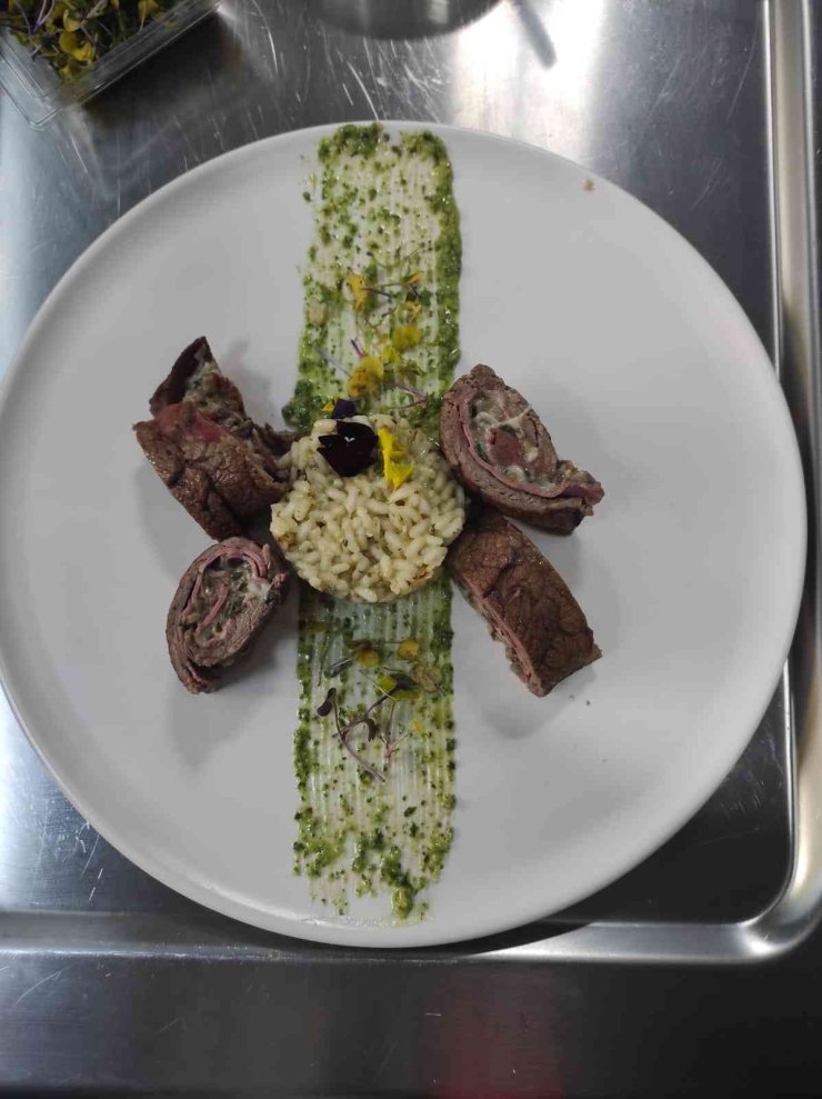 Alkü’ye 2 Altın 2 Gümüş Madalya