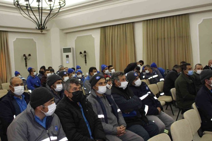 Büyükşehir Personeline Etkili İletişim Semineri