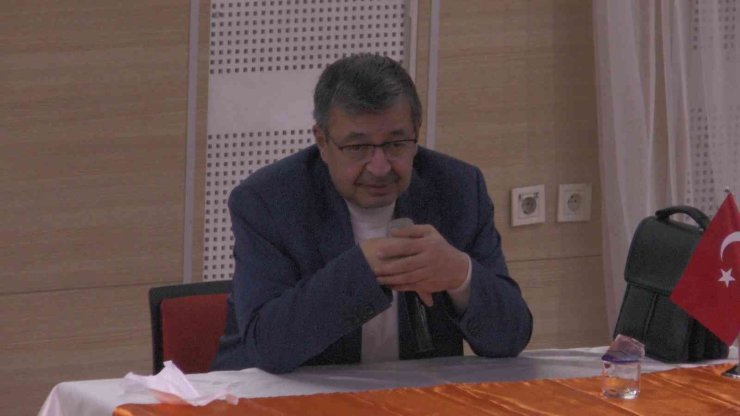 Yazar Hayati İnanç Velilerle Buluştu