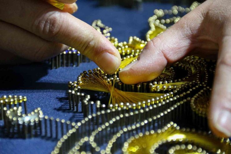 İki Buçuk Kilometrelik Bakır Telle ‘osmanlı Devlet Arması’