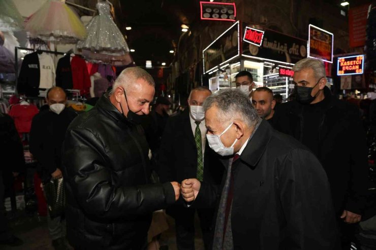 Başkan Büyükkılıç’tan Esnaf Ziyaretleri