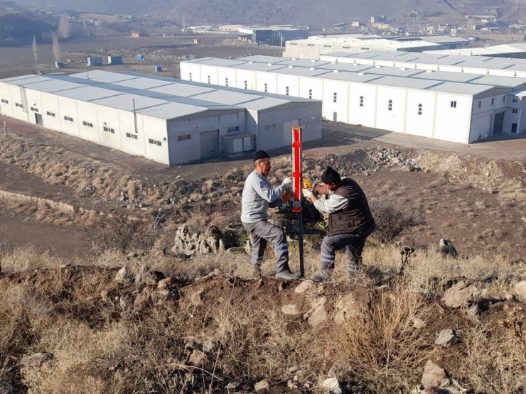 Kayseri Osb’den Hayatını Kaybeden Sanayiciler İçin Fidan