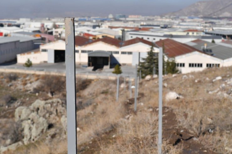 Kayseri Osb’den Hayatını Kaybeden Sanayiciler İçin Fidan