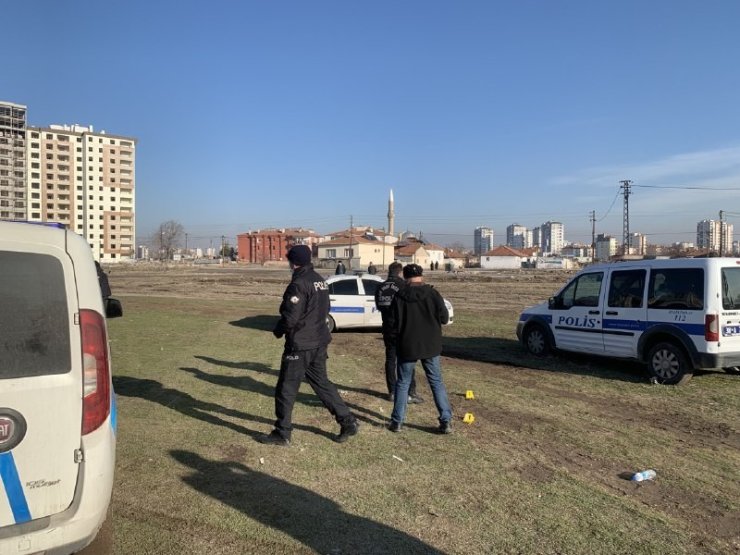 Silahlı Saldırıya Uğrayan Şahıs İki Bacağından Yaralandı