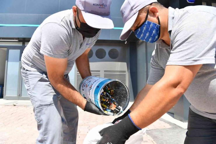 Konyaaltı’nda Ayda Ortalama 300 Ton Atık Dönüştürülüyor