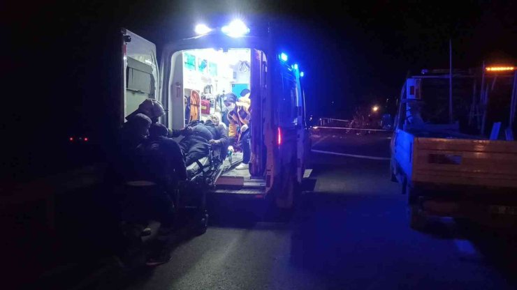 Konya’da Otomobil İle Pikap Çarpıştı: 2 Ölü, 3 Yaralı