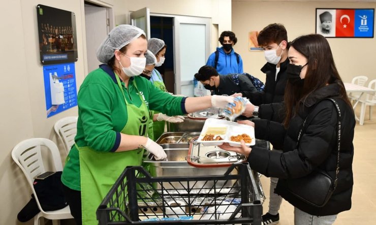 Öğrenci Kenti Eskişehir’de Üniversitelilere Büyük Destek