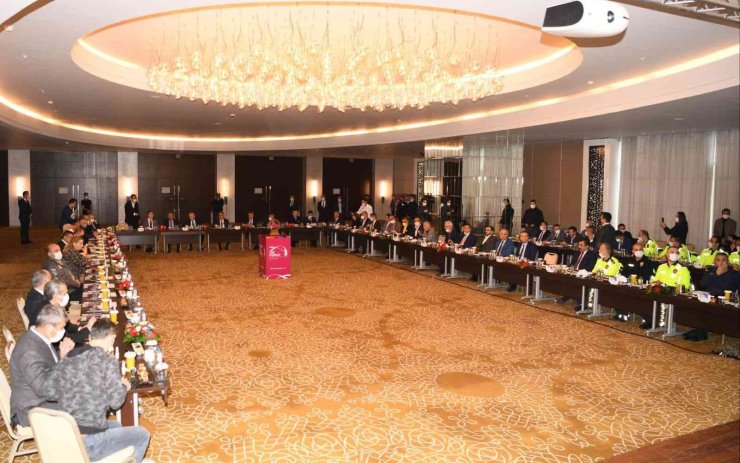 Vali Yazıcı: "antalya’da Bu Yıl Pedallar İklim Sorunu İçin Dönecek"