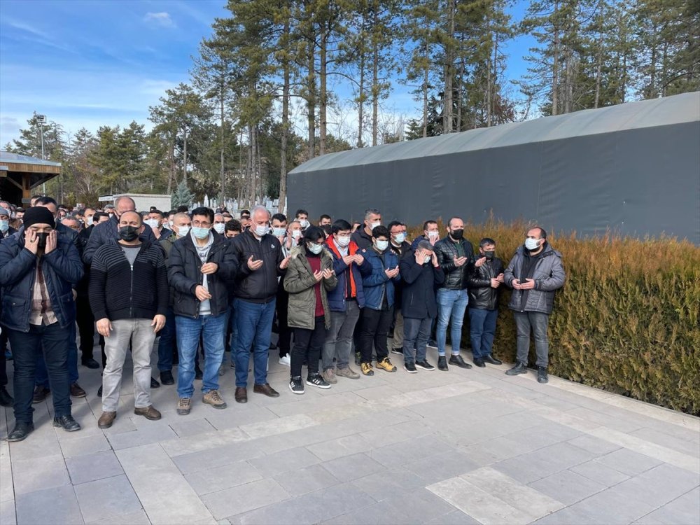 Aksaray'da Kovid-19 Doktor Karı Kocayı Hayattan Kopardı