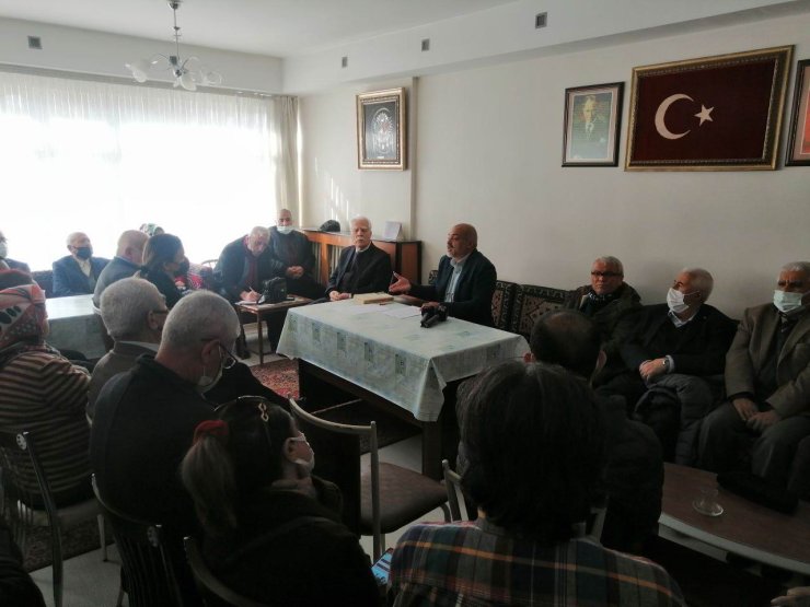 Ekonomist Ender Özerdem: “petrolün Bu Fiyatlarını Sadece Birkaç Aile Belirliyor”