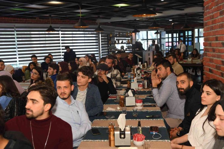 Büyükkılıç Gençlerle Buluştu