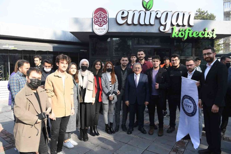 Büyükkılıç Gençlerle Buluştu