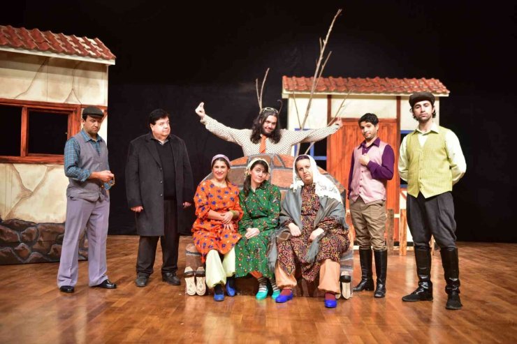 ‘nalınlar’ Kbt Sahnesinde