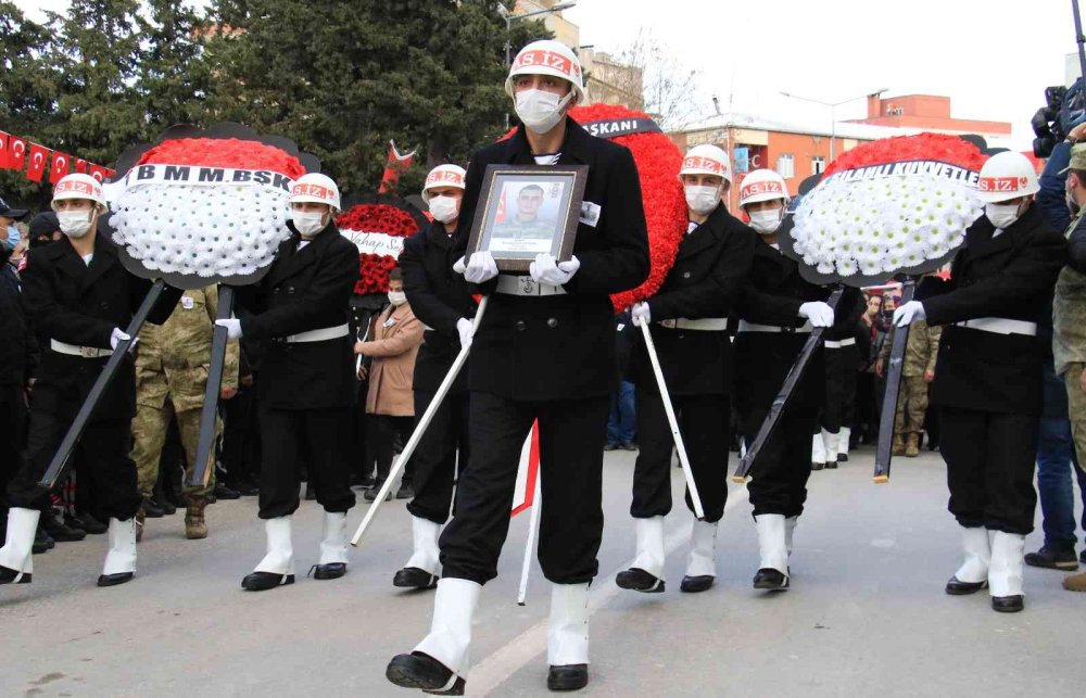 Mersinli Şehidi Binler Uğurladı