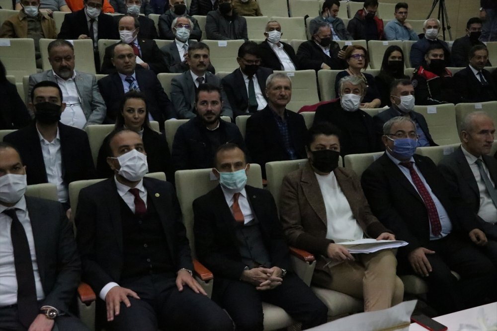 Dünya'da ve Türkiye Medyasında Kişi Haklarının Geleceği Konuşuldu