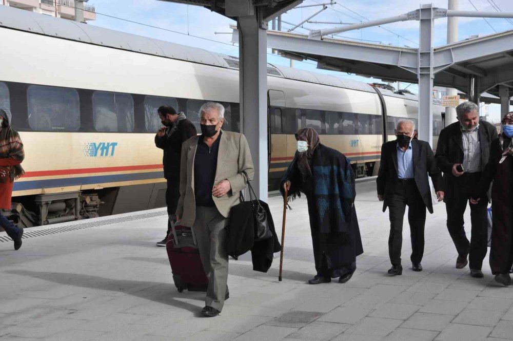 Karaman Yılların Acısını Hızlı Trenden Çıkartıyor