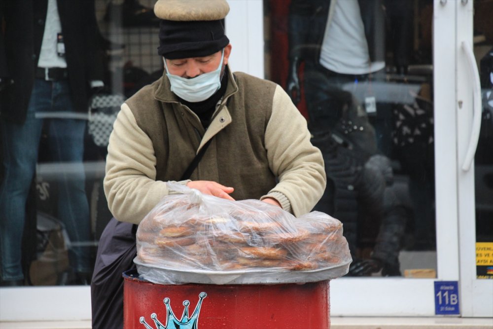 Karaman'da Yağmurlu Bir Gün Yaşandı
