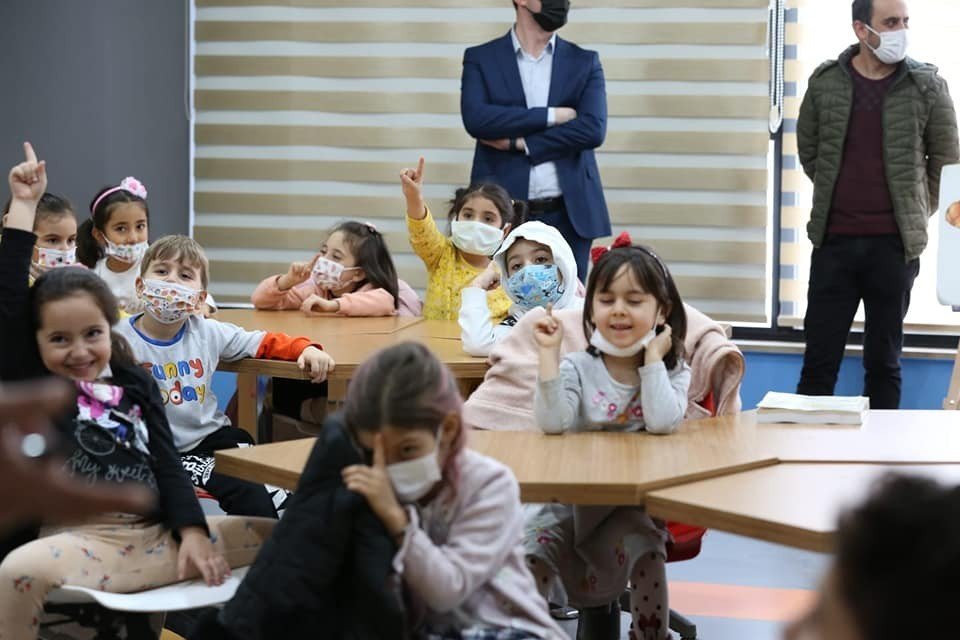 Aksaray Belediyesinden Çocuklara “Böcek Şenlik Okulu” Etkinliği