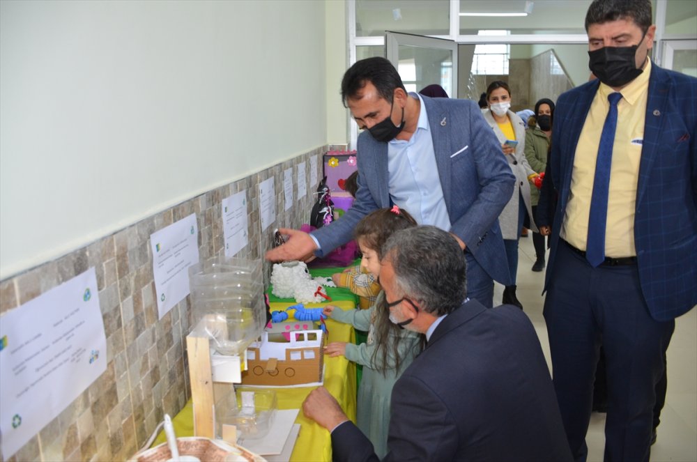 Karaman’da "Sıfır Atıklar İle Oyuncaklarımı Tasarlıyorum" Sergisi Açıldı