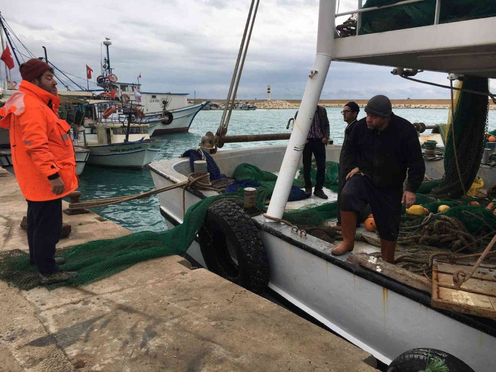 Fırtına Geçti, Balıkçılar Akdeniz’e Açıldı