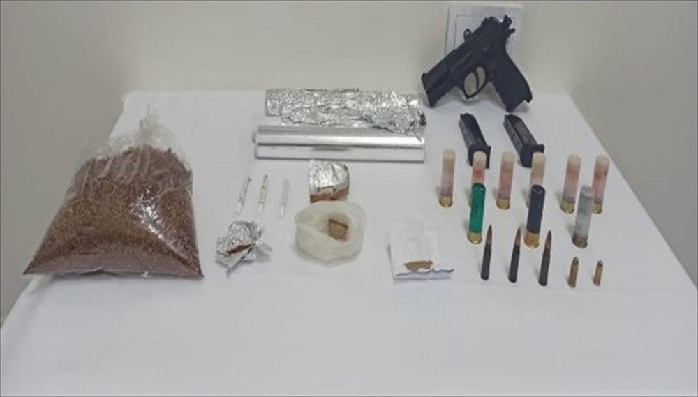 Niğde'de Uyuşturucu Operasyonunda 4 Şüpheli Yakalandı