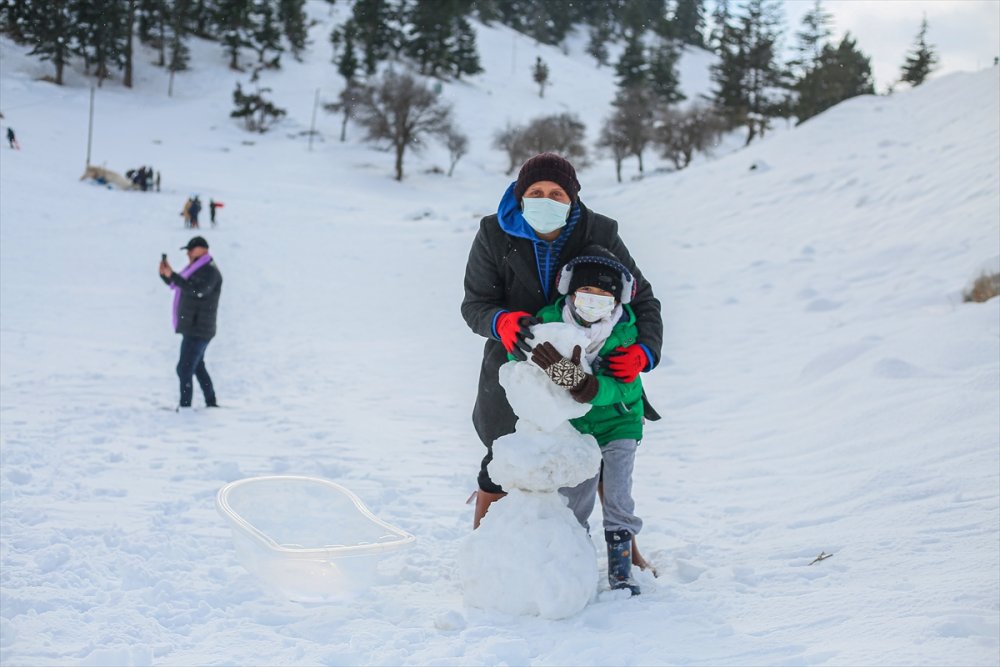 Antalya Naylonlu Ve Leğenli Kar Keyfi