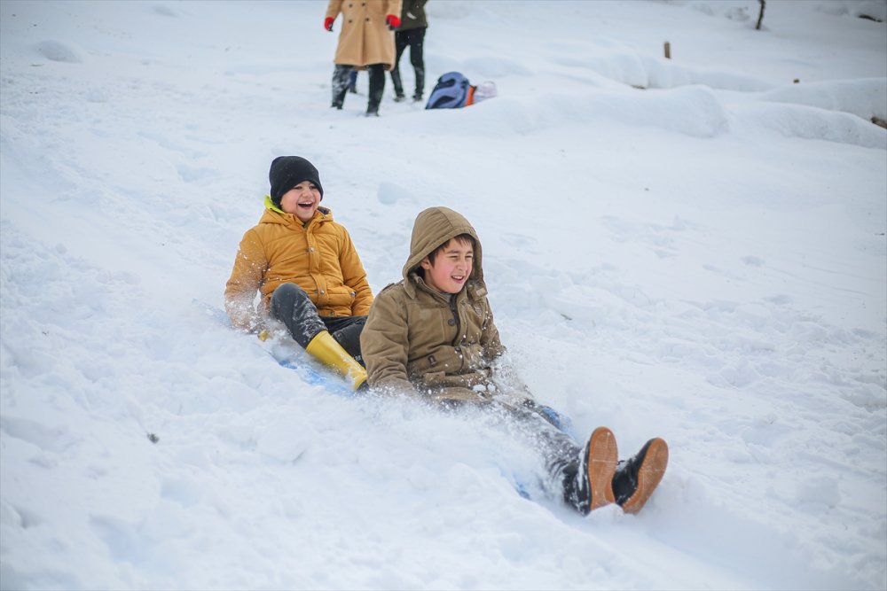 Antalya Naylonlu Ve Leğenli Kar Keyfi