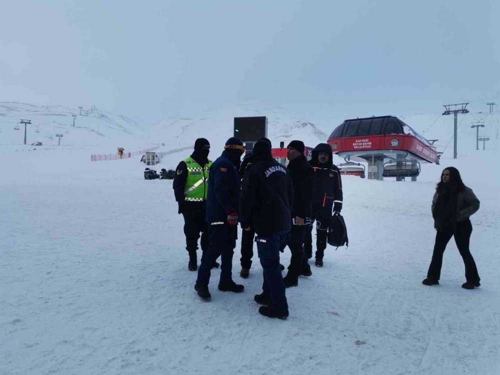Erciyes’te Çığ Düştü: 1 Kişi Kayıp