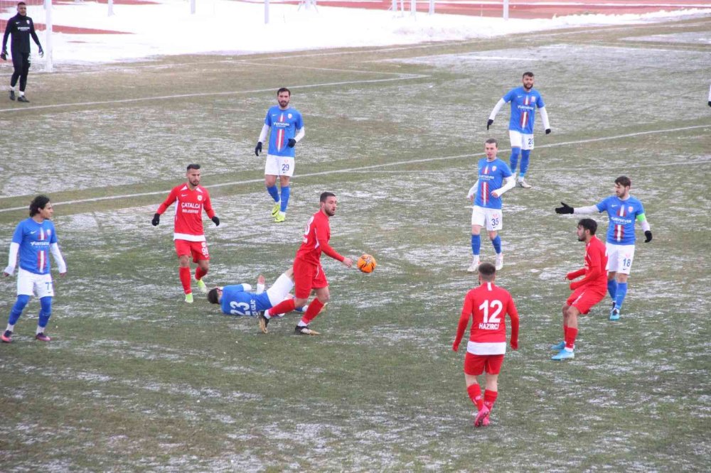 Karaman Belediyespor Evinde Kaybetti