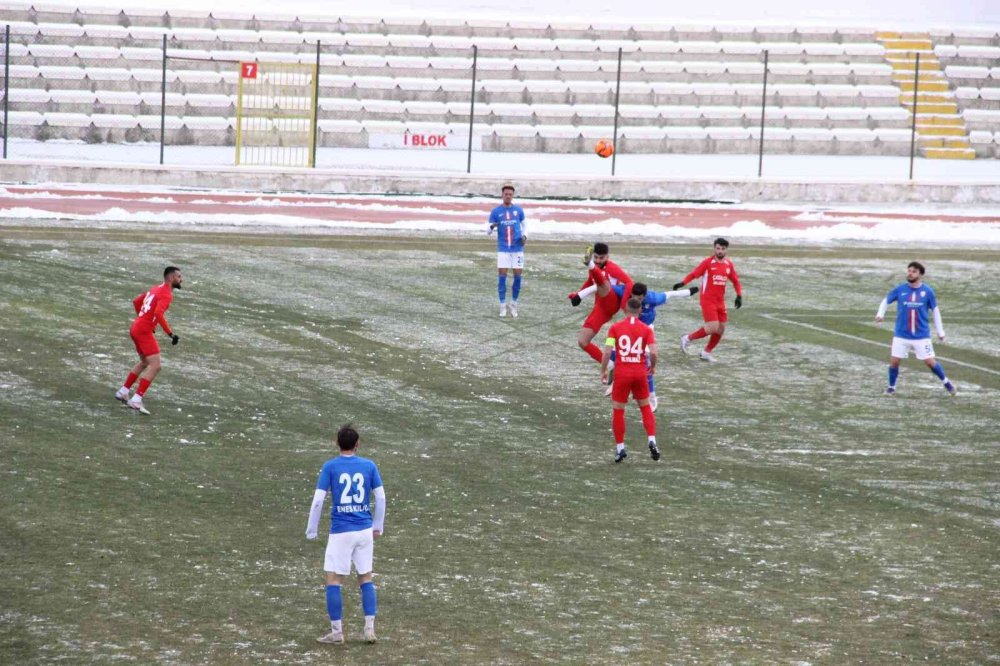 Karaman Belediyespor Evinde Kaybetti