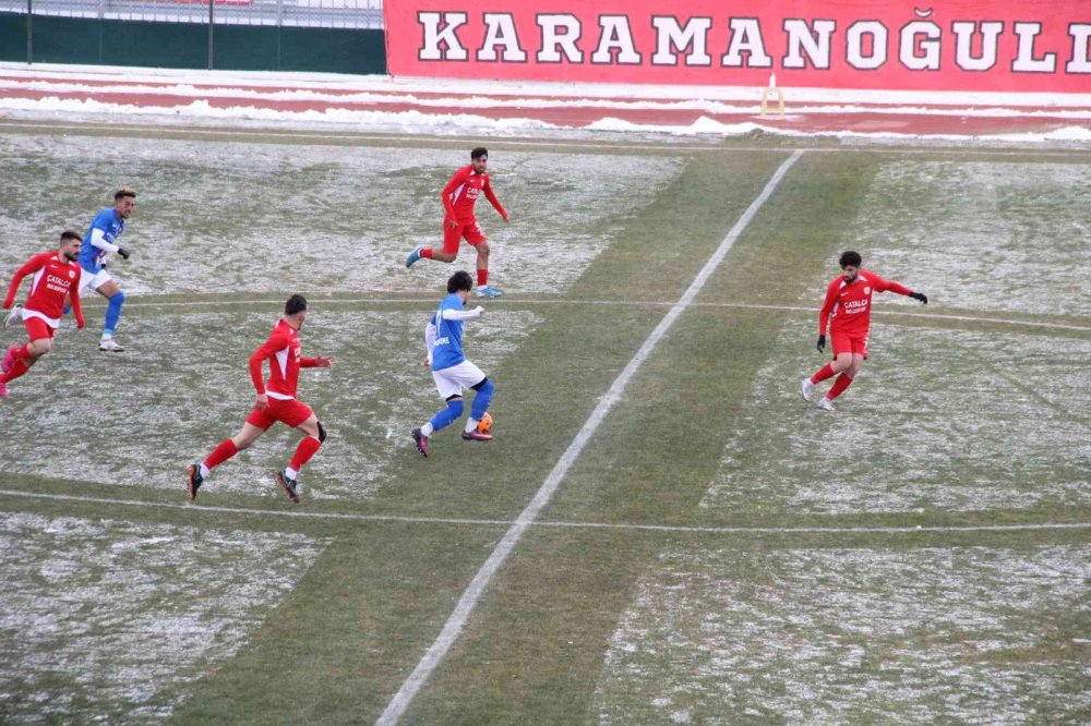 Karaman Belediyespor Evinde Kaybetti