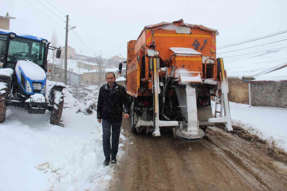 Konyalı Vatandaş Gurbetteki 25 Yılın Ardından Köyünde Muhtar Oldu