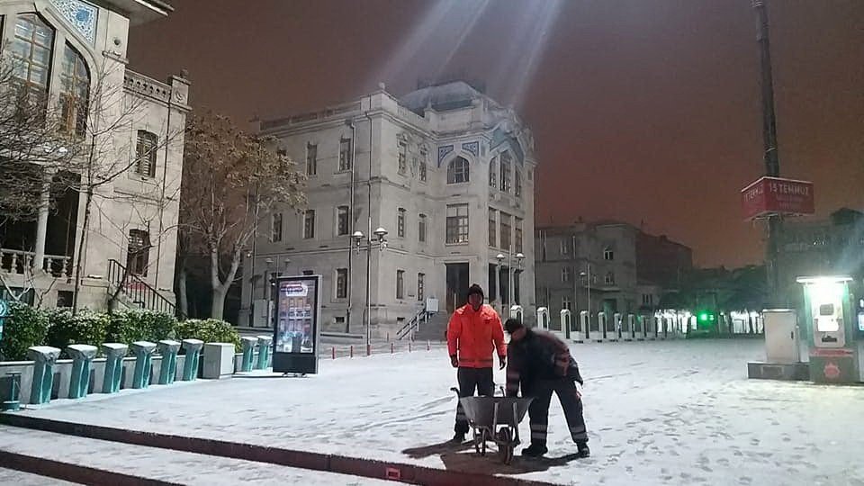 Aksaray Belediyesi Karla Mücadele Ekipleri Hazır Kıta