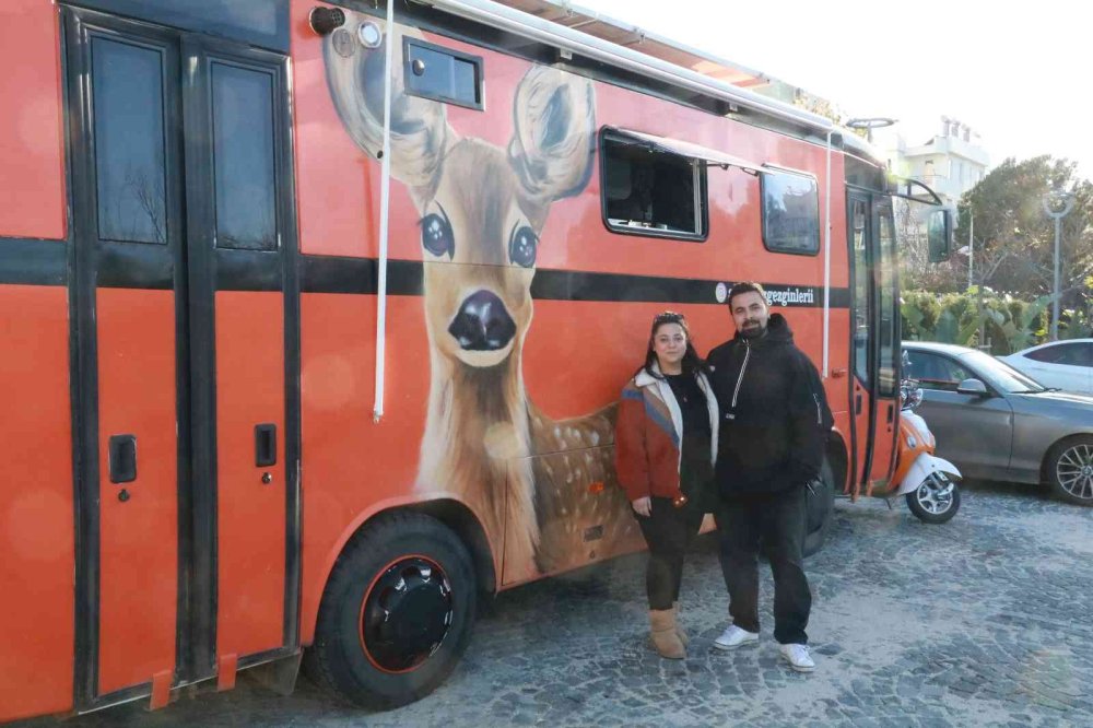 Antalyalı Çiftin Karavandan Yuvası