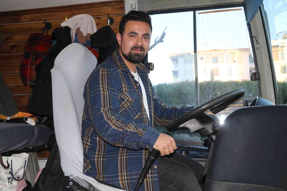 Antalyalı Çiftin Karavandan Yuvası